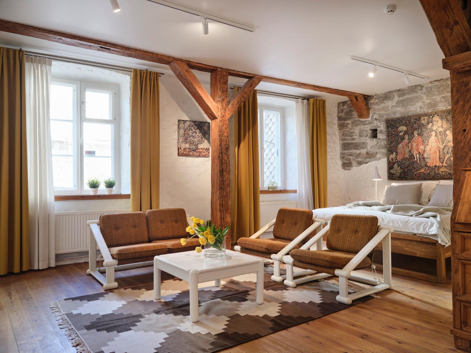 Historic Apartment With Private Garden In Old Town Reval Exterior foto