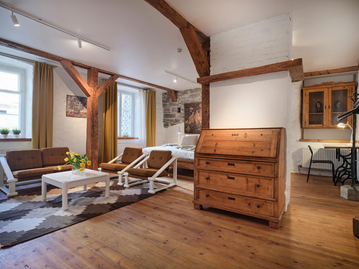 Historic Apartment With Private Garden In Old Town Reval Exterior foto